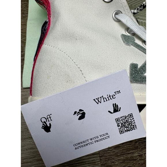 NEW in Box - Off-White Mid Top Vulcanized Sneakers - EU 39 Men main image 7